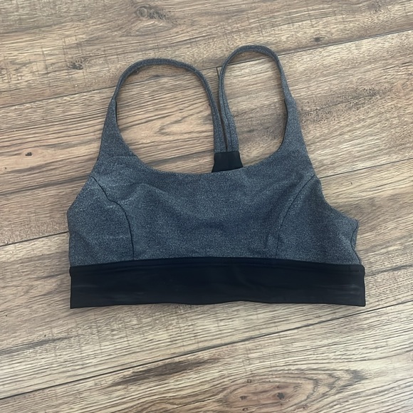 Lululemon Train Times Bra in Heather Grey/Black - Picture 4 of 5